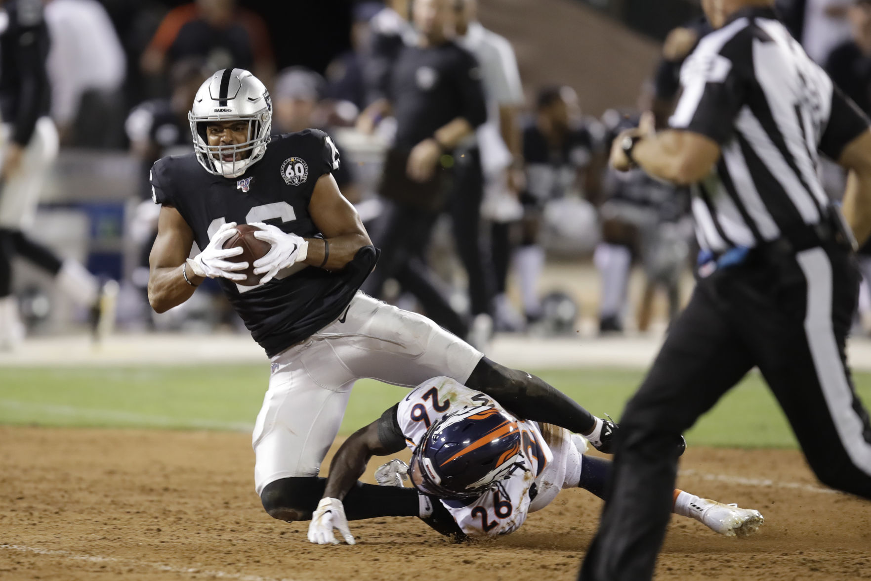 Broncos Raiders Football